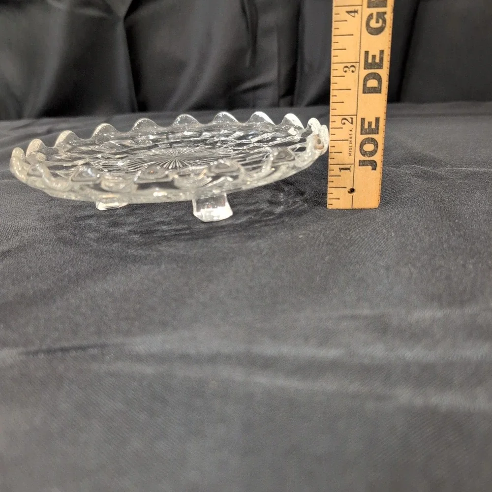 Vtg Clear Pressed Glass Honeycomb Footed Trivet Scalloped Edge Sunburst Center - Picture 3 of 6